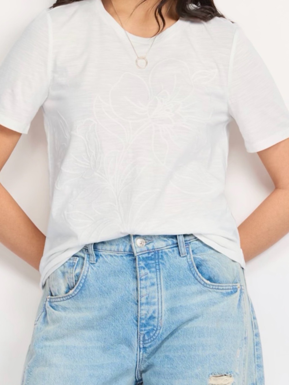 NWT Daniel Rainn Embroidered Floral Top M